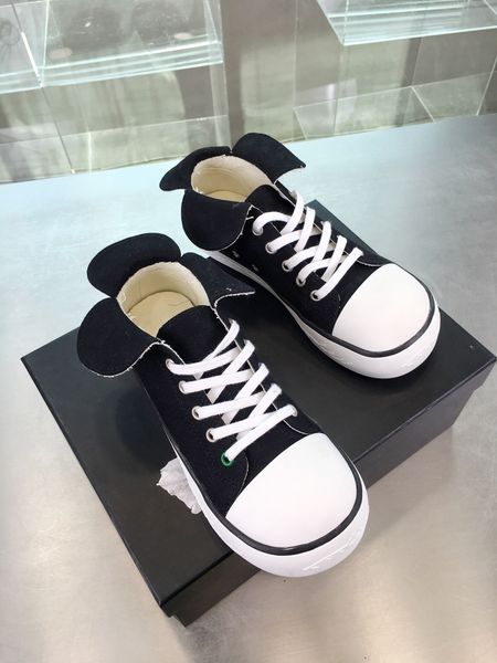 designer explosive fashion trend casual canvas women's shoes, simple, comfortable and breathable ,size 35-40, Black
designer explosive fashion trend casual canvas women's shoes, simple, comfortable and breathable ,size 35-40, Black