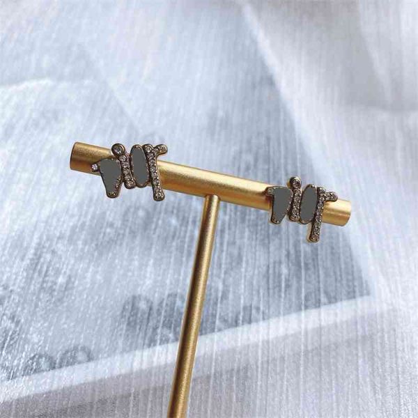 70% off outlet online personality style versatile diamond fashion earrings family korean version, Golden
70% off outlet online personality style versatile diamond fashion earrings family korean version, Golden