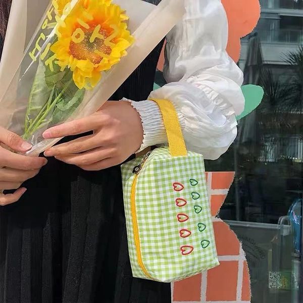 cosmetic bags & cases bag female fashion large clutch double-sided heart-shaped korean ins wind green grid flower pattern makeup storage
cosmetic bags & cases bag female fashion large clutch double-sided heart-shaped korean ins wind green grid flower pattern makeup storage