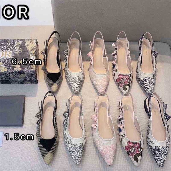 new embroidered cloth face letter bow pointed 1.5cm low heel sandals shallow mouth 6.5cm thin heel high heel women's shoes, Black
new embroidered cloth face letter bow pointed 1.5cm low heel sandals shallow mouth 6.5cm thin heel high heel women's shoes, Black