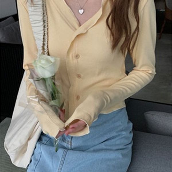 tees women's t-shirt black 77 sweet 4-color crimped knitted cardigan korean slim button v-neck coat simple long sleeve short blouse wo, White
tees women's t-shirt black 77 sweet 4-color crimped knitted cardigan korean slim button v-neck coat simple long sleeve short blouse wo, White
