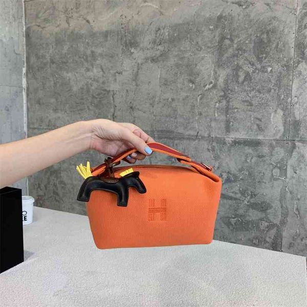 outlet herme embroidery net red same style h canvas small square bag tide method stick hand-held armpit single shoulder wan
outlet herme embroidery net red same style h canvas small square bag tide method stick hand-held armpit single shoulder wan