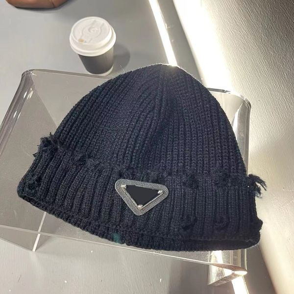 2021 fashion mens designers hats bonnet winter beanie knitted wool hat plus velvet cap skullies thicker mask fringe beanies caps, Blue;gray
2021 fashion mens designers hats bonnet winter beanie knitted wool hat plus velvet cap skullies thicker mask fringe beanies caps, Blue;gray