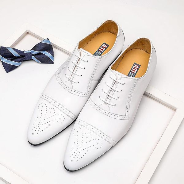 dress shoes shoes, leather korean version, british pointy tie, lazy fashionable breathable, Black
dress shoes shoes, leather korean version, british pointy tie, lazy fashionable breathable, Black
