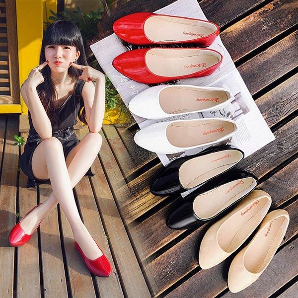 slippers 2021 low light flat heel slide-resistant women's casual mother's shoes 71x15, Black
slippers 2021 low light flat heel slide-resistant women's casual mother's shoes 71x15, Black