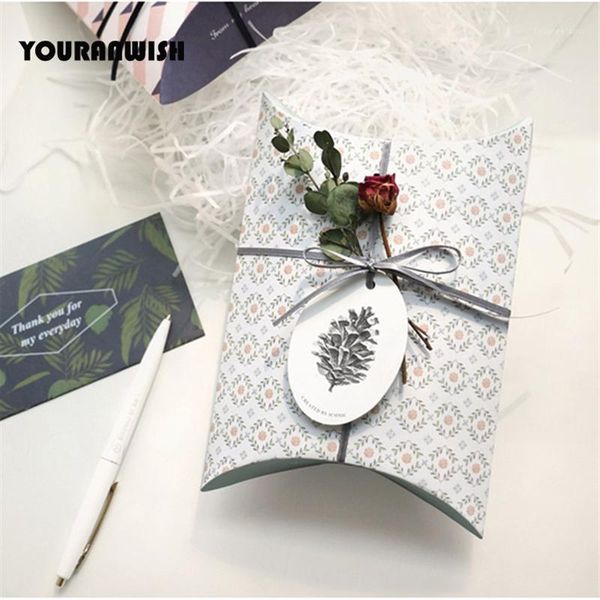 gift wrap 10pcs/lot 140x190mm pillow box wedding party favor paper bag baby shower candy package favors1
gift wrap 10pcs/lot 140x190mm pillow box wedding party favor paper bag baby shower candy package favors1