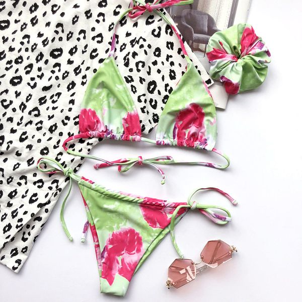 new printed female micro thong swimsuit women swimwear two-pieces bikini set with hair ring bather bathing suitby air
new printed female micro thong swimsuit women swimwear two-pieces bikini set with hair ring bather bathing suitby air