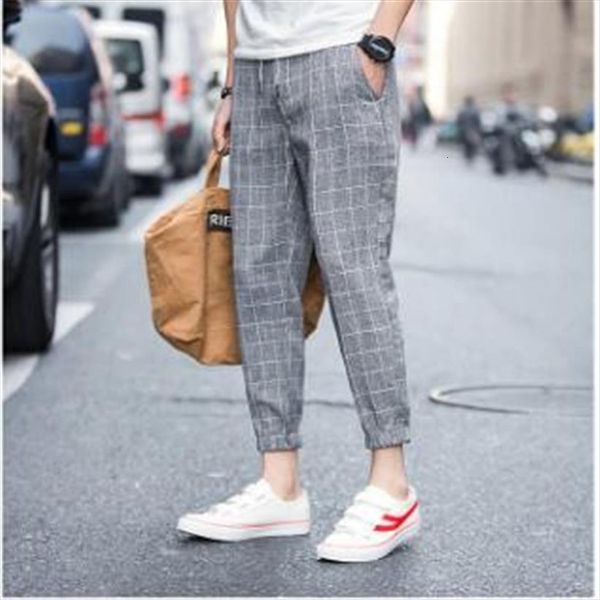 spring and summer korean version women pants of nine point small leg casual plaid legging slim boys, Black
spring and summer korean version women pants of nine point small leg casual plaid legging slim boys, Black