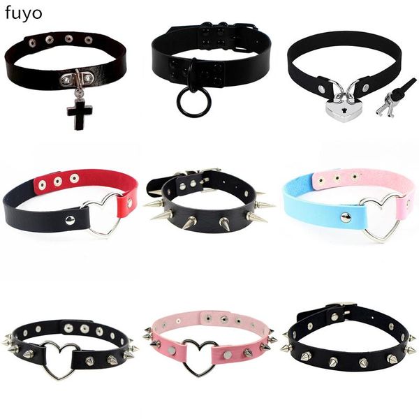 chokers 2021 goth collar rivet women man black punk gothic pu leather traction stainless steel chains bondage necklace jewelry, Golden;silver
chokers 2021 goth collar rivet women man black punk gothic pu leather traction stainless steel chains bondage necklace jewelry, Golden;silver