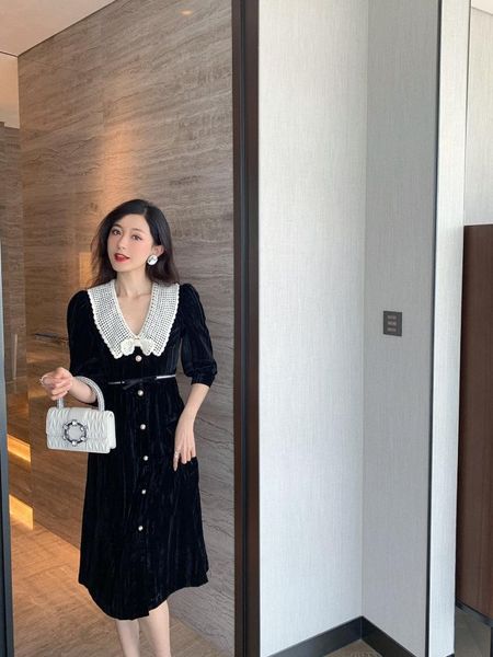 casual dresses light luxury celebrity style fashion exquisite sweet bubble cuff hook knitted doll neck velvet dress, Black;gray
casual dresses light luxury celebrity style fashion exquisite sweet bubble cuff hook knitted doll neck velvet dress, Black;gray