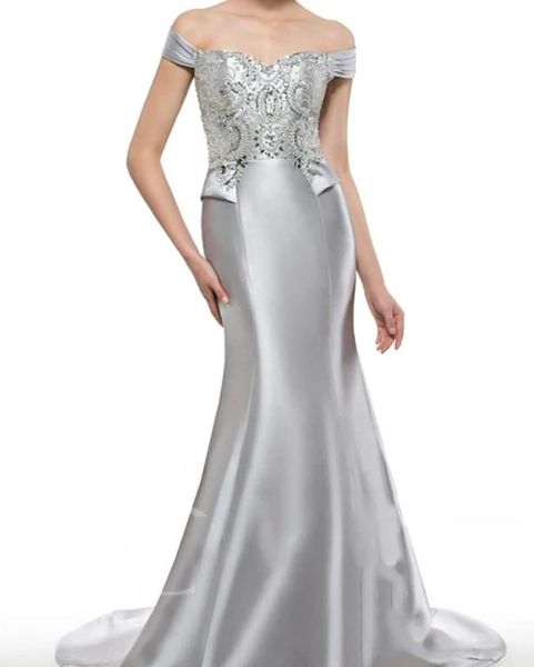 mermaid / trumpet mother of the bride dress elegant off shoulder sweep train satin short sleeve with beading sequin 2021 c116, Black;red