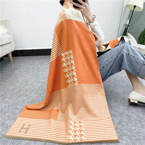 cashmere like scarf women's travel national style shawl thousand bird check wave pattern thickened warm scarf 190*65 210925, Blue;gray
cashmere like scarf women's travel national style shawl thousand bird check wave pattern thickened warm scarf 190*65 210925, Blue;gray