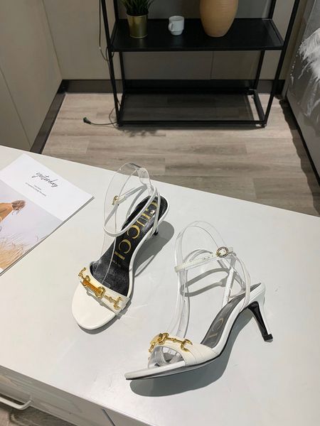 nodd women high heels sandals slippers mules slides pumps loafers ballerinas sneakers dress shoes, Black;white
nodd women high heels sandals slippers mules slides pumps loafers ballerinas sneakers dress shoes, Black;white