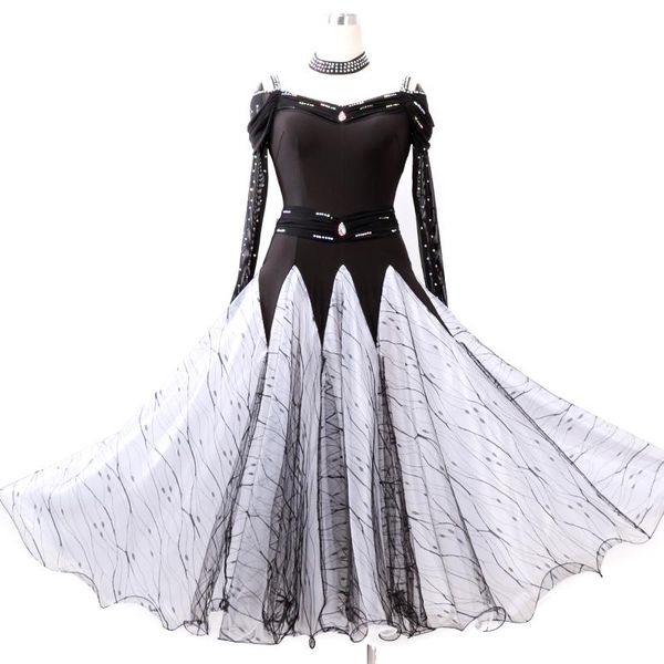 lady modern dance dress female waltz tango dancing girls ballroom diamond suit flamenco costumes d-0388 stage wear, Black;red
lady modern dance dress female waltz tango dancing girls ballroom diamond suit flamenco costumes d-0388 stage wear, Black;red