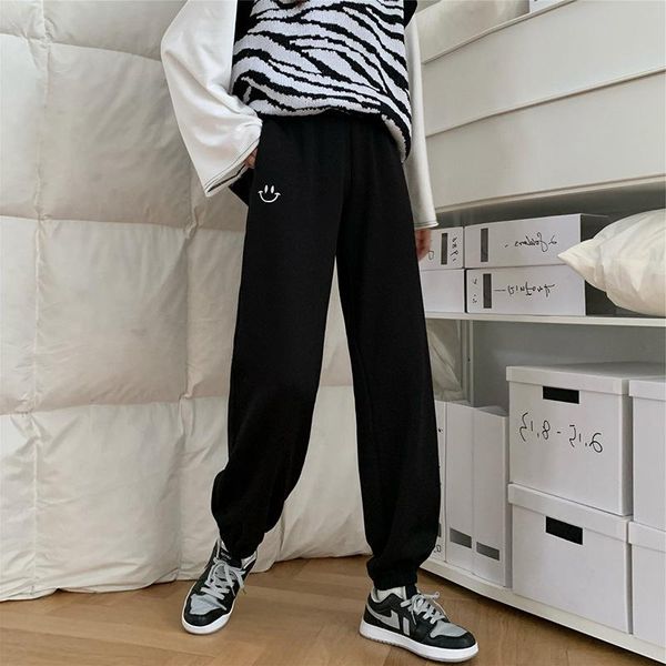 running pants loose solid embroidery sweatpants women elastic waist wide leg sporty long female fitness comfortable sportswear, Black;blue
running pants loose solid embroidery sweatpants women elastic waist wide leg sporty long female fitness comfortable sportswear, Black;blue