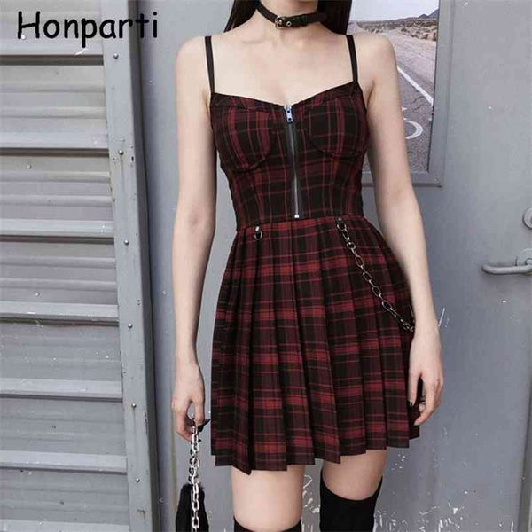 dark gothic women's autumn strap plaid mini dress high waist v-neck female street fashion pleated a-line dresses lady clothing 210409, Black;gray
dark gothic women's autumn strap plaid mini dress high waist v-neck female street fashion pleated a-line dresses lady clothing 210409, Black;gray