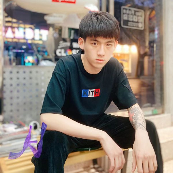 kith t-shirts oversize men's women's embroidered box short sleeve basic classic casual loose t shirts, White;black
kith t-shirts oversize men's women's embroidered box short sleeve basic classic casual loose t shirts, White;black
