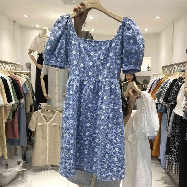 summer vintage floral embroidery puff sleeve casual mini dress women backless robe femme 210514, Black;gray
summer vintage floral embroidery puff sleeve casual mini dress women backless robe femme 210514, Black;gray