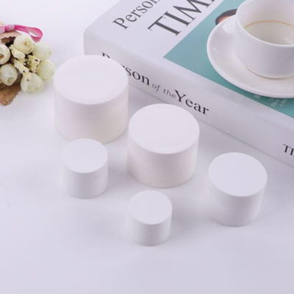 liquid soap dispenser portable refillable travel bottle face cream jar cosmetic box white thermostability empty plastic tight waist containe
liquid soap dispenser portable refillable travel bottle face cream jar cosmetic box white thermostability empty plastic tight waist containe