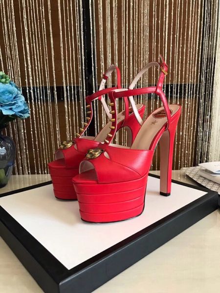 2021 good quality fashion women luxurys designers shoes designer sandals womens luxury high heels sandal dress shoess with box size 35-40 -g, Black
2021 good quality fashion women luxurys designers shoes designer sandals womens luxury high heels sandal dress shoess with box size 35-40 -g, Black