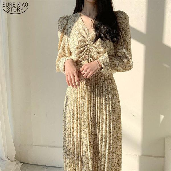 casual dresses 2021 autumn v-neck loose puff long vintage dress women floral print pleated slimming vestidos 10502, Black;gray
casual dresses 2021 autumn v-neck loose puff long vintage dress women floral print pleated slimming vestidos 10502, Black;gray