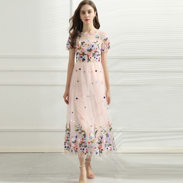 2021 spring summer ladies embroidered flowers elegant manga holiday mid-length party gauze es, Black;gray
2021 spring summer ladies embroidered flowers elegant manga holiday mid-length party gauze es, Black;gray