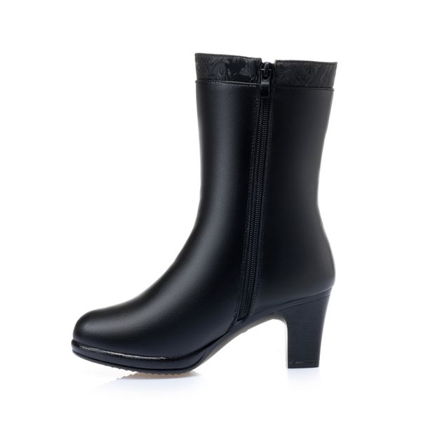leather womens short boots winter plush non-slip black bow pendant shoes fashion temperament ladys boots mother shoes
leather womens short boots winter plush non-slip black bow pendant shoes fashion temperament ladys boots mother shoes