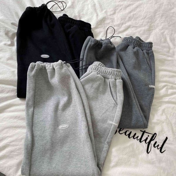 women's pants & capris 2021 autumn in the thick, summer high-waisted straight tube, legs wide, corset sports casual breeches., Black;white
women's pants & capris 2021 autumn in the thick, summer high-waisted straight tube, legs wide, corset sports casual breeches., Black;white