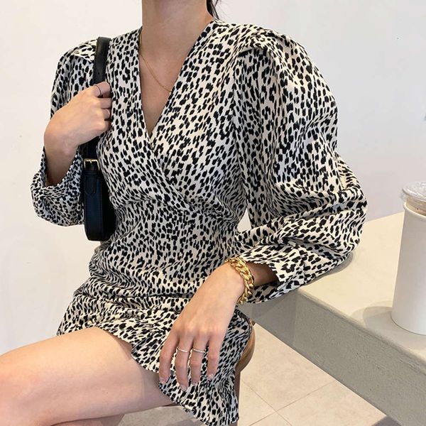 casual dresses dress women clothesfashionable leopard v-neck slim waist bubble sleeve ruffle skirt 6d43, Black;gray
casual dresses dress women clothesfashionable leopard v-neck slim waist bubble sleeve ruffle skirt 6d43, Black;gray