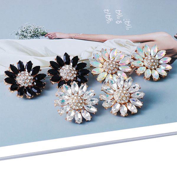 dangle & chandelier trend strange design geometry earrings for women exquisite rhinestone flower sweet temperament girl accessories first ch, Silver
dangle & chandelier trend strange design geometry earrings for women exquisite rhinestone flower sweet temperament girl accessories first ch, Silver