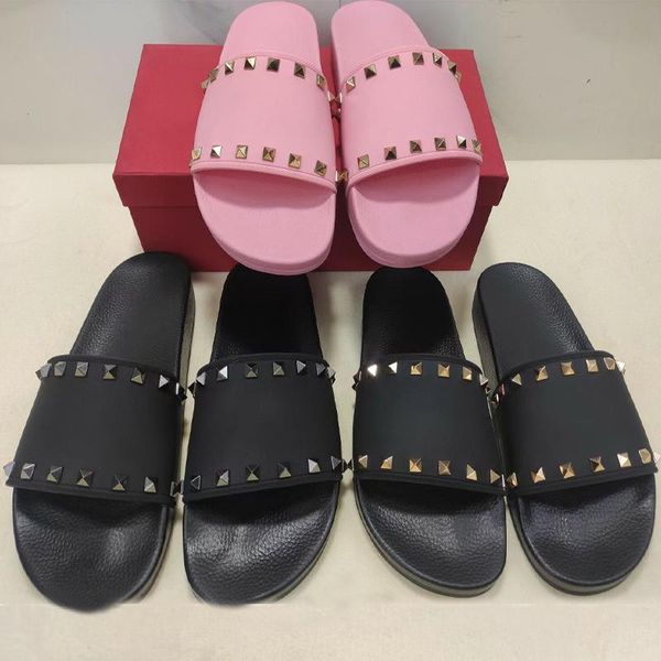 men beach rivet black cartoon slippers fashion summer outdoor flat lady sandals leather designer l metal women shoes size 35-42-44 us4-10-us
men beach rivet black cartoon slippers fashion summer outdoor flat lady sandals leather designer l metal women shoes size 35-42-44 us4-10-us