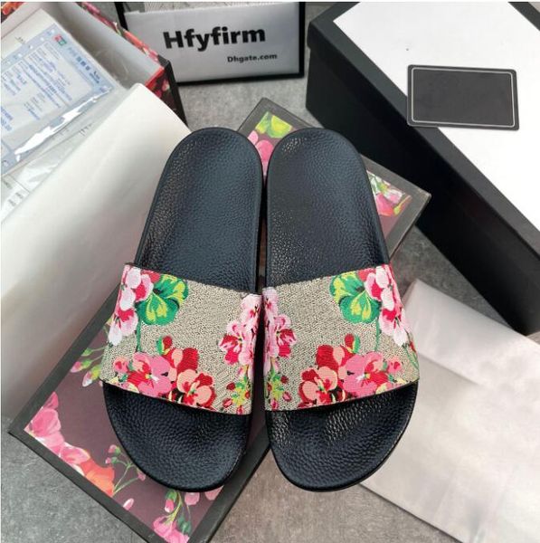 men women slippers designer shoes luxury slide summer fashion wide flat sandals with thick sandal slipper flip flops size 35-48, Black
men women slippers designer shoes luxury slide summer fashion wide flat sandals with thick sandal slipper flip flops size 35-48, Black