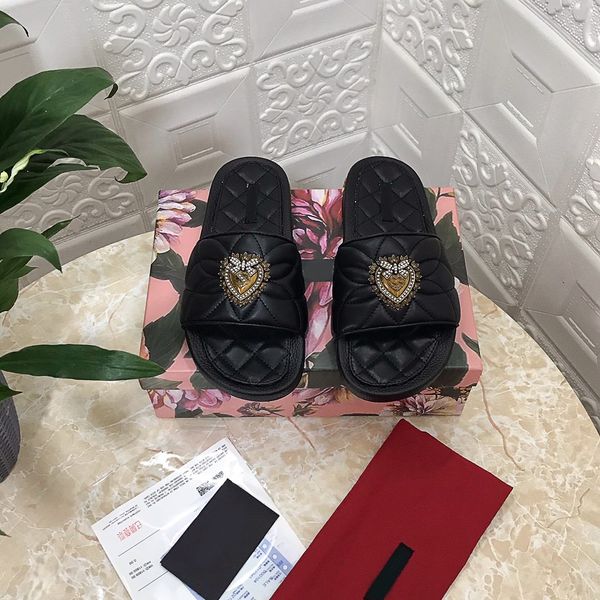 2021 designer women sandals with original box dust bag shoes slippers print slide summer wide flat sandals slipper, Black
2021 designer women sandals with original box dust bag shoes slippers print slide summer wide flat sandals slipper, Black