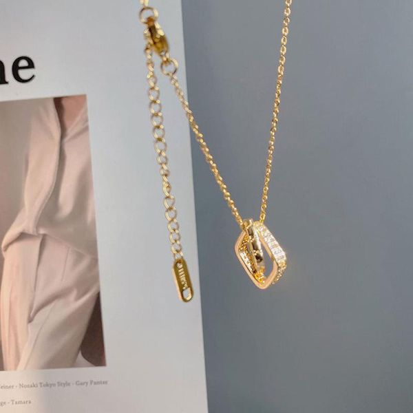chokers 1pc gold color roman script micro-inlaid zircon necklace light luxury niche double ring temperament pendant choker, Golden;silver
chokers 1pc gold color roman script micro-inlaid zircon necklace light luxury niche double ring temperament pendant choker, Golden;silver
