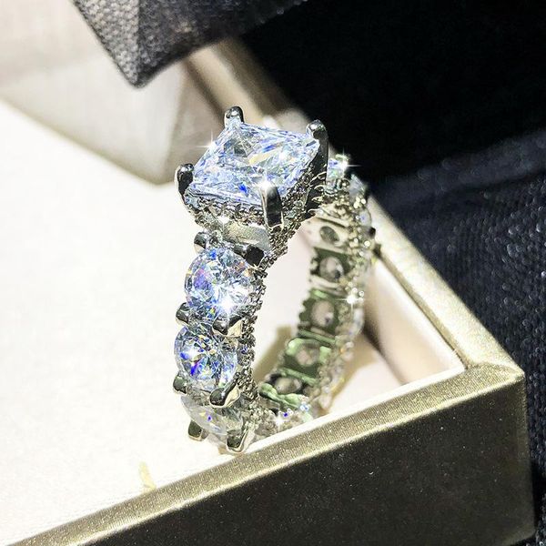 cluster rings dazzling square cut zircon 925 sterling silver engagement wedding band for women bridal fashion jewelry 2021, Golden;silver
cluster rings dazzling square cut zircon 925 sterling silver engagement wedding band for women bridal fashion jewelry 2021, Golden;silver
