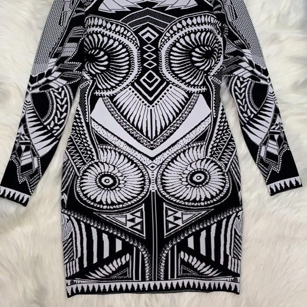 grade jacquard high export geometric pattern luxury women s close fitting hip dress factory direct sales casual dresses, Black;gray
grade jacquard high export geometric pattern luxury women s close fitting hip dress factory direct sales casual dresses, Black;gray