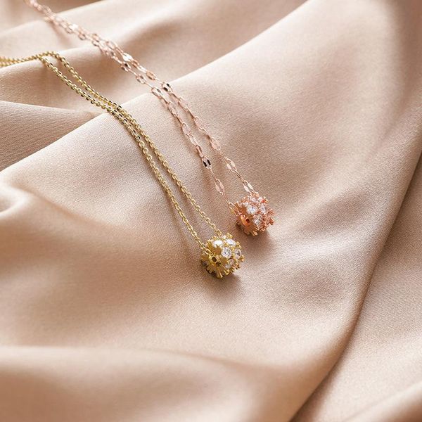 pendant necklaces korean exquisite fashion zircon round necklace female temperament elegant women's clavicle chain accessories jewelry, Silver
pendant necklaces korean exquisite fashion zircon round necklace female temperament elegant women's clavicle chain accessories jewelry, Silver