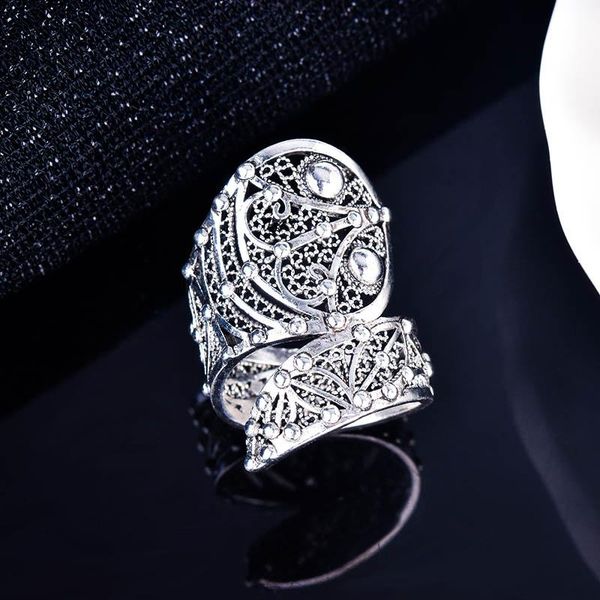 cluster rings 2021 s 9 2 5 vintage pattern snake women ring geometry punk jewelry party gift wholesale available, Golden;silver
cluster rings 2021 s 9 2 5 vintage pattern snake women ring geometry punk jewelry party gift wholesale available, Golden;silver