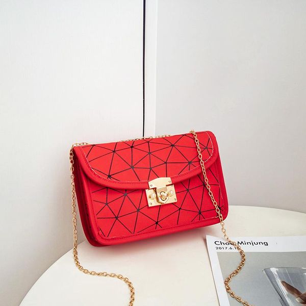 duffel bags net celebrity generation 2021 autumn and winter korean version of geometric rhombus lock chain small square bag shoulder messeng
duffel bags net celebrity generation 2021 autumn and winter korean version of geometric rhombus lock chain small square bag shoulder messeng