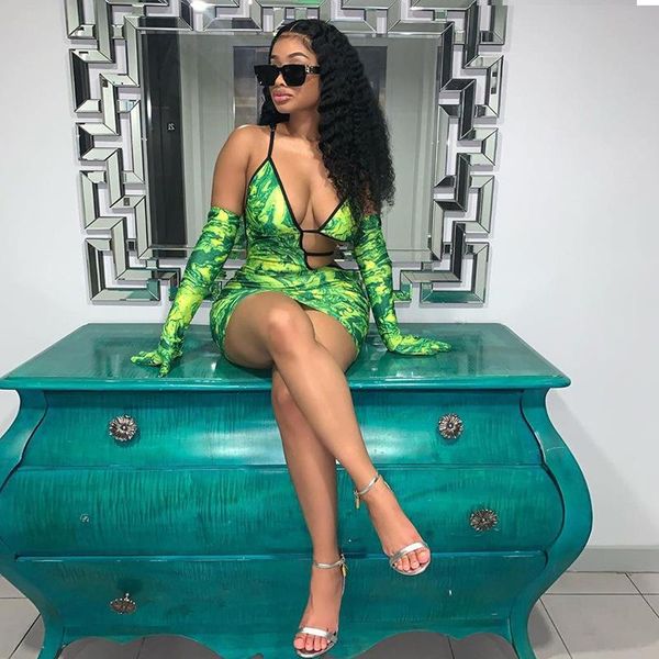 casual dresses hollow out print v neck strap bodycon women beach vacation party mini dress removable sleeve ladies 2021, Black;gray
casual dresses hollow out print v neck strap bodycon women beach vacation party mini dress removable sleeve ladies 2021, Black;gray