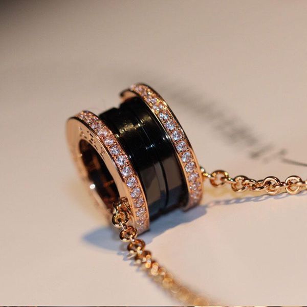 pendant necklaces luxury jewelry1:1logo roman rose gold color shining ceramic spiral necklace fashion brand bvl jewelry women, Silver
pendant necklaces luxury jewelry1:1logo roman rose gold color shining ceramic spiral necklace fashion brand bvl jewelry women, Silver