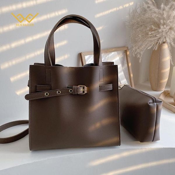 evening bags ben ballar women's vintage large capacity tote shoulder messenger female pu leather designer fashion handbags
evening bags ben ballar women's vintage large capacity tote shoulder messenger female pu leather designer fashion handbags