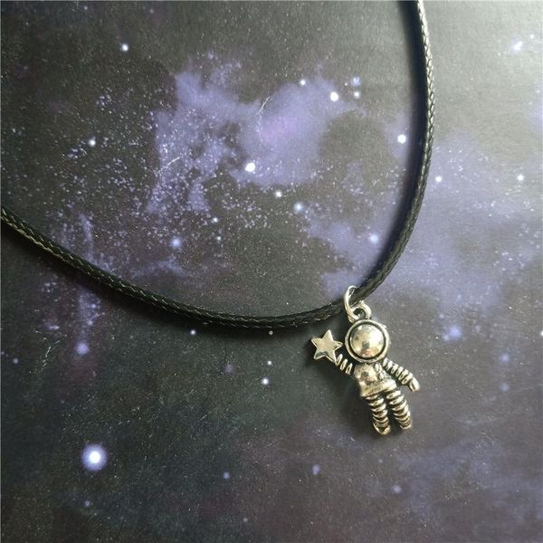 chokers mini astronaut charm choker necklace, black leather choker, pendant space lover gift gothic necklace, Golden;silver
chokers mini astronaut charm choker necklace, black leather choker, pendant space lover gift gothic necklace, Golden;silver