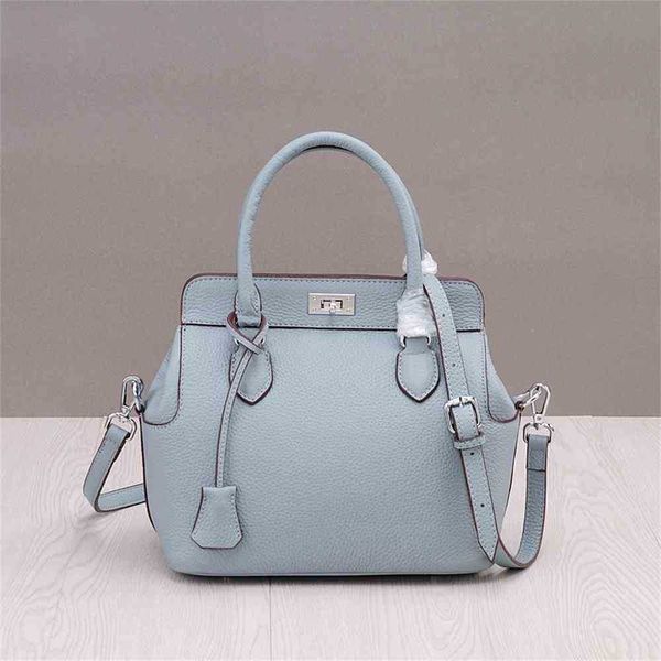 hanghhangbag luxury designer fashion hand handbag handbags backpack wallet purse shoulder crossbody tote bags mini bag head leather box
hanghhangbag luxury designer fashion hand handbag handbags backpack wallet purse shoulder crossbody tote bags mini bag head leather box