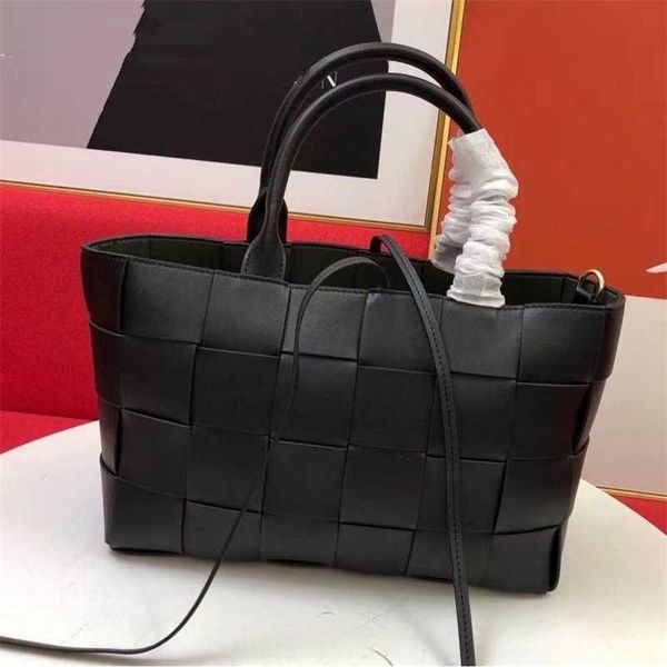hanghhangbag luxury designer fashion hand handbag handbags backpack wallet purse shoulder crossbody tote bags mini bag cowhide causal w
hanghhangbag luxury designer fashion hand handbag handbags backpack wallet purse shoulder crossbody tote bags mini bag cowhide causal w