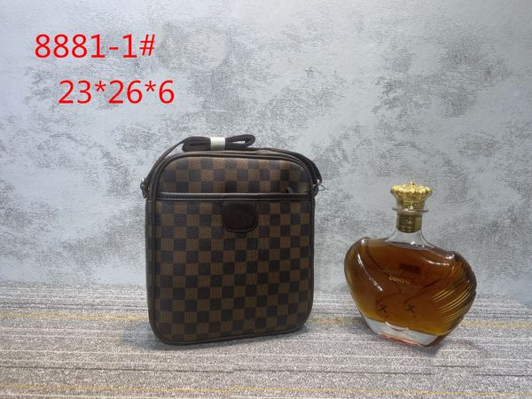 luxurys designeres women bag shoulder bags handbag famous high quanlity specially designed for men wallets
luxurys designeres women bag shoulder bags handbag famous high quanlity specially designed for men wallets