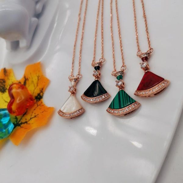 chains 2021 summer men's and women's trend brand sterling silver 1:1 pure pearl shell curve slender charming feminine necklace
chains 2021 summer men's and women's trend brand sterling silver 1:1 pure pearl shell curve slender charming feminine necklace