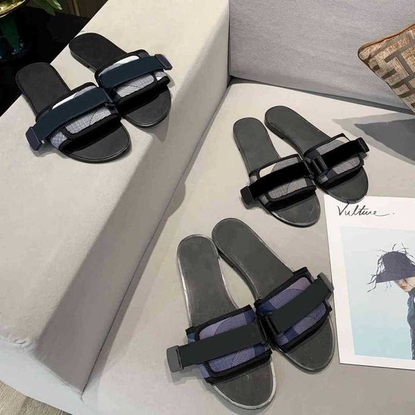 2021 r women beach slippers slides classic flat sandals woman slipper summer fashion lady leather cartoon big head sandal large zlh, Black
2021 r women beach slippers slides classic flat sandals woman slipper summer fashion lady leather cartoon big head sandal large zlh, Black