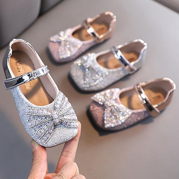 flat shoes girl sandals kids pearl crystal bling bowknot princess fashion summer children little girls infant, Black;grey
flat shoes girl sandals kids pearl crystal bling bowknot princess fashion summer children little girls infant, Black;grey
