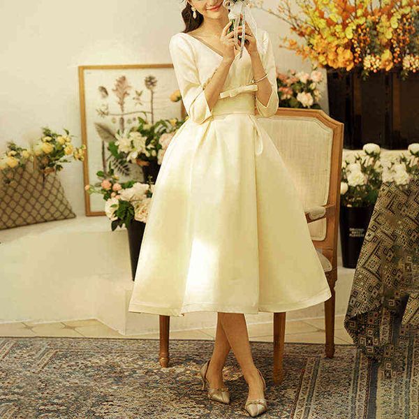 luxury street style dresses light wedding 2021 satin simple out mori bridal high waist short french autumn, Black;pink
luxury street style dresses light wedding 2021 satin simple out mori bridal high waist short french autumn, Black;pink